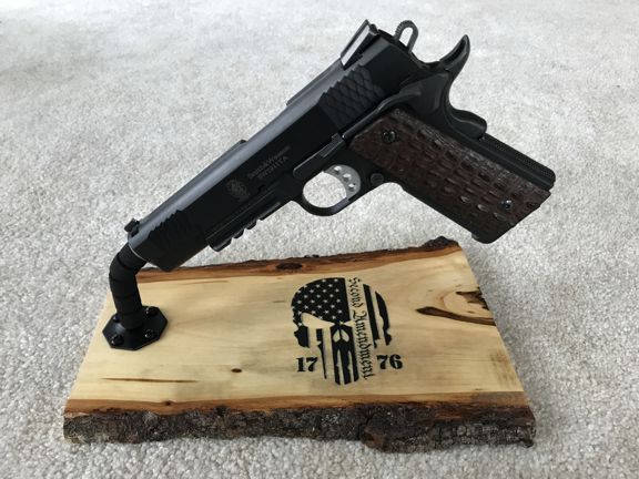 1911 Full size grips - Alligator Ridge Back - Flat Bottom - (Brown)