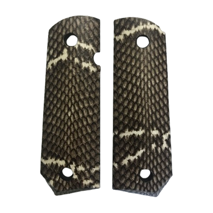 1911 Full size grips - Asian Cobra Snake Skin (Natural color) - Bobtail Bottom 114degree