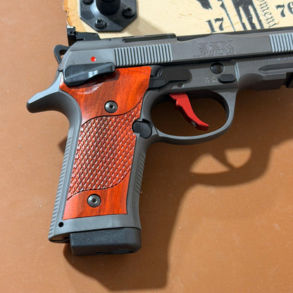 Beretta 92X Performance Grips - w/Signature Checkering, Redheart