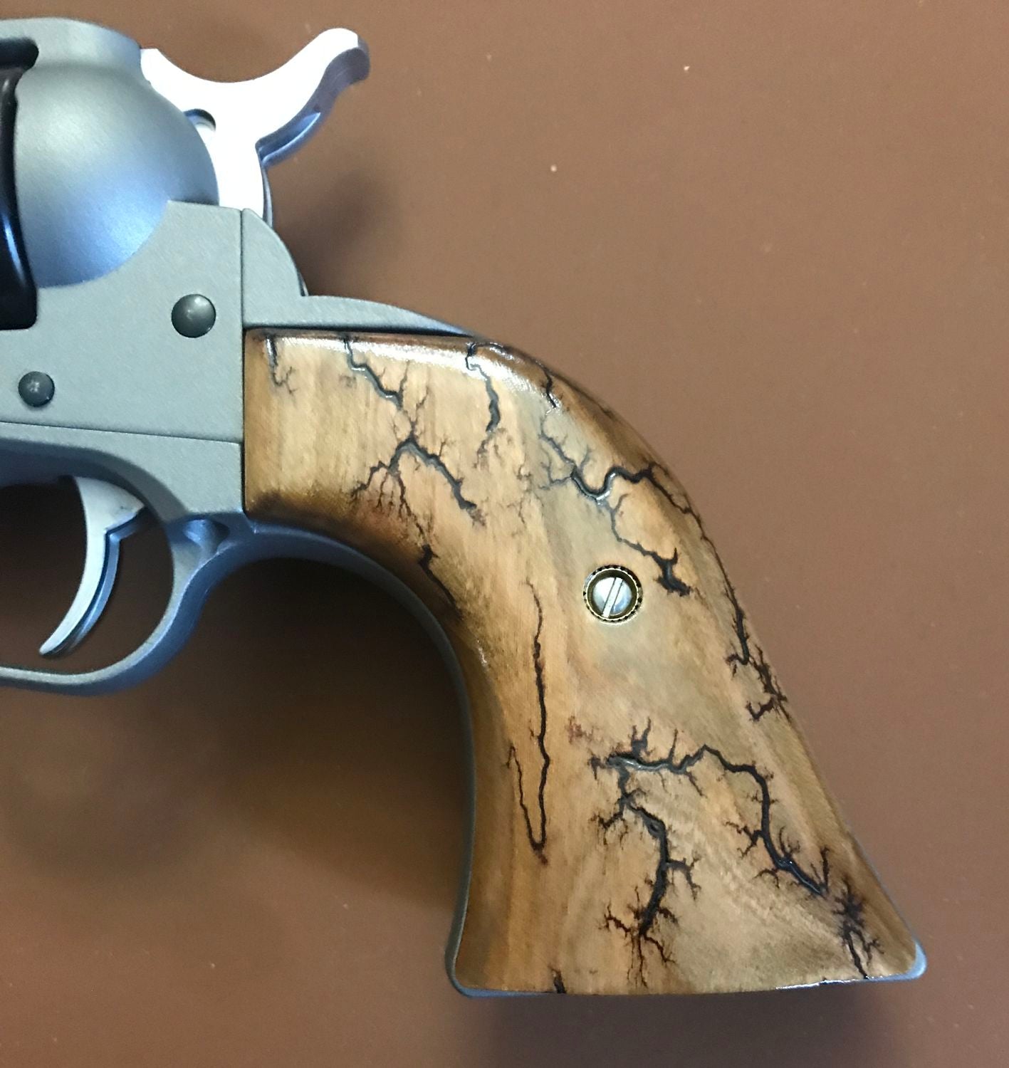 Ruger SA Revolver - XR3RED Frame - Cherry Wood - Fractal Burning